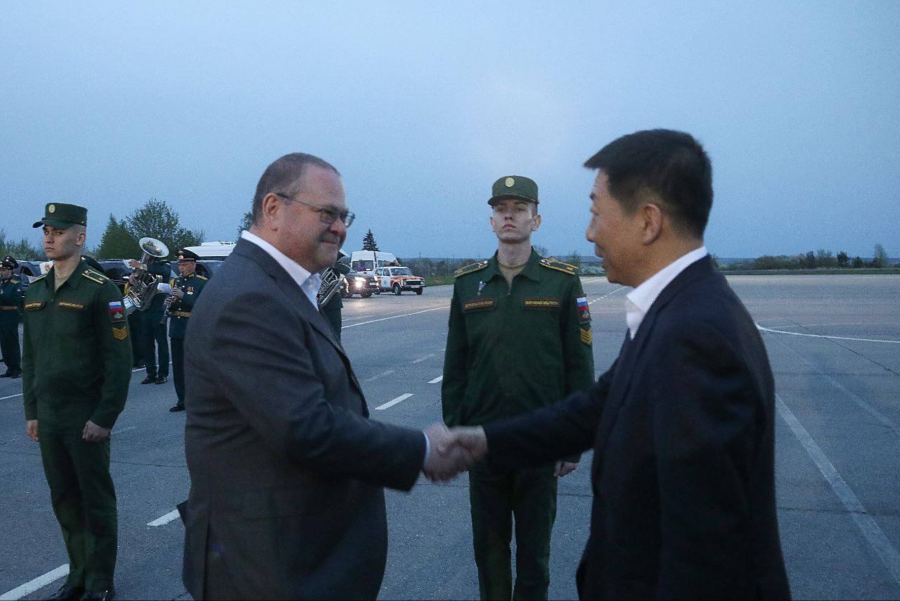 Губернатор Пензенской области Олег Мельниченко встретил делегацию из Китая